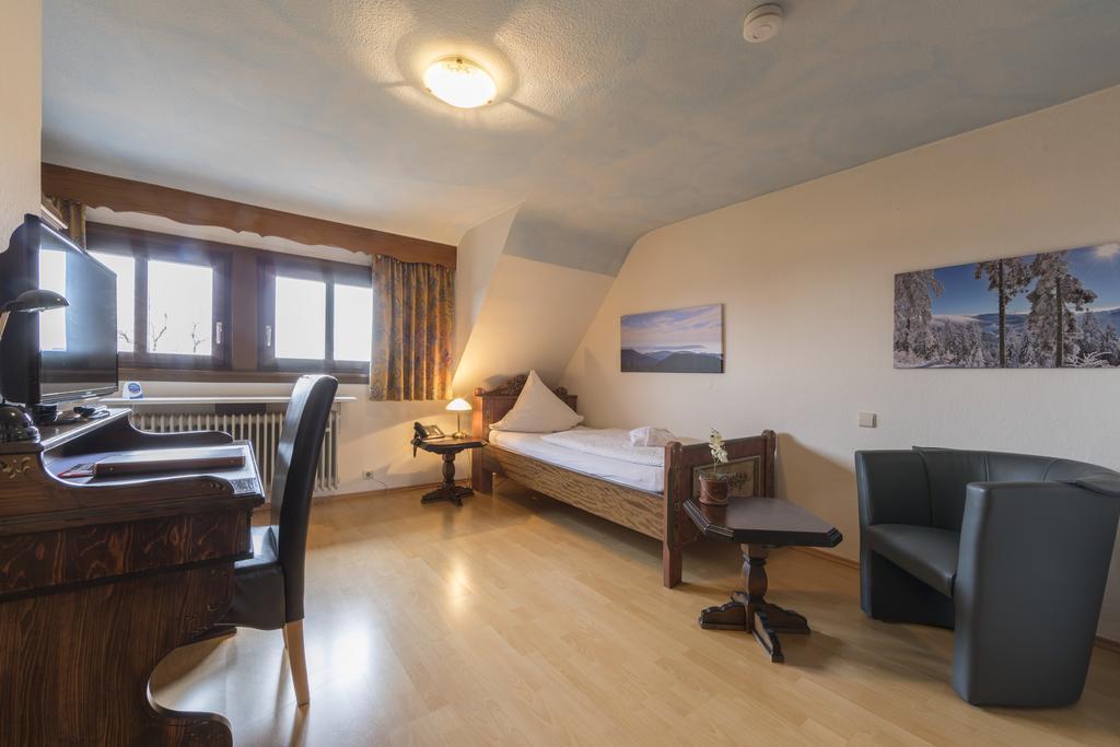Relaxhotel Tannenhof 사스바흐발덴 외부 사진